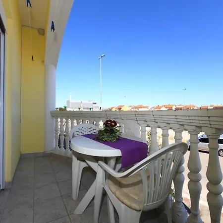 Maruna Self Check-in ザダル