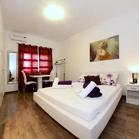 Apartment Maruna Self Check-in