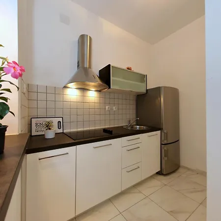 Maruna Self Check-in Zadar