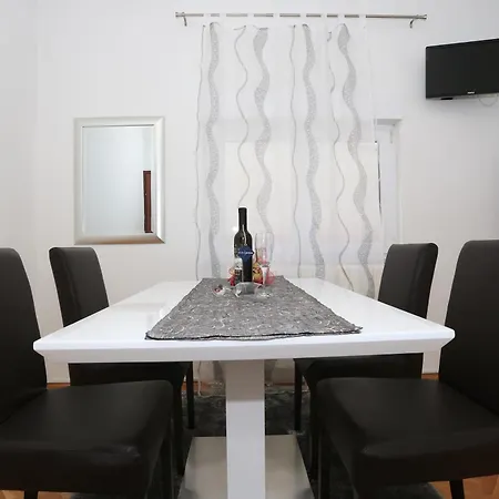 Maruna Self Check-in Apartamento Zadar