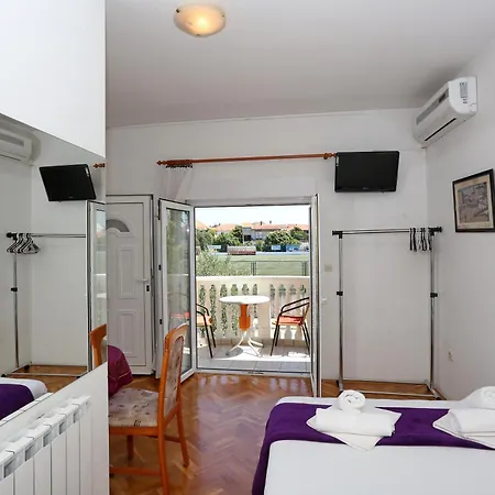 Maruna Self Check-in Zadar