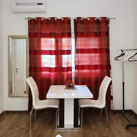 Maruna Self Check-in Apartamento