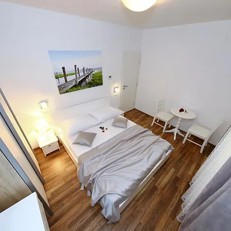 Maruna Self Check-in Apartment Zadar